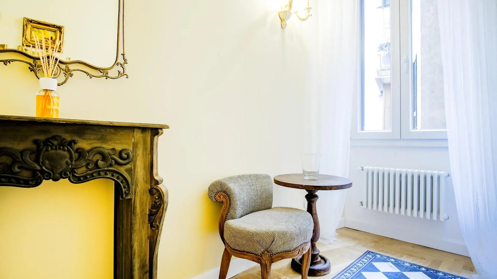 Elegantis Milos Suite Apartment - Your Chic Retreat In Central Roma