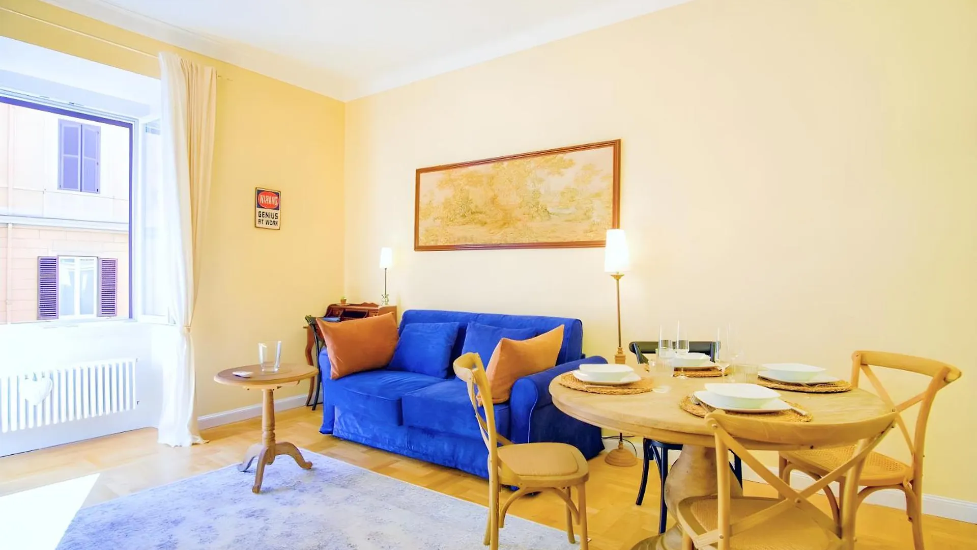 Elegantis Milos Suite Apartment - Your Chic Retreat In Central Roma Italia