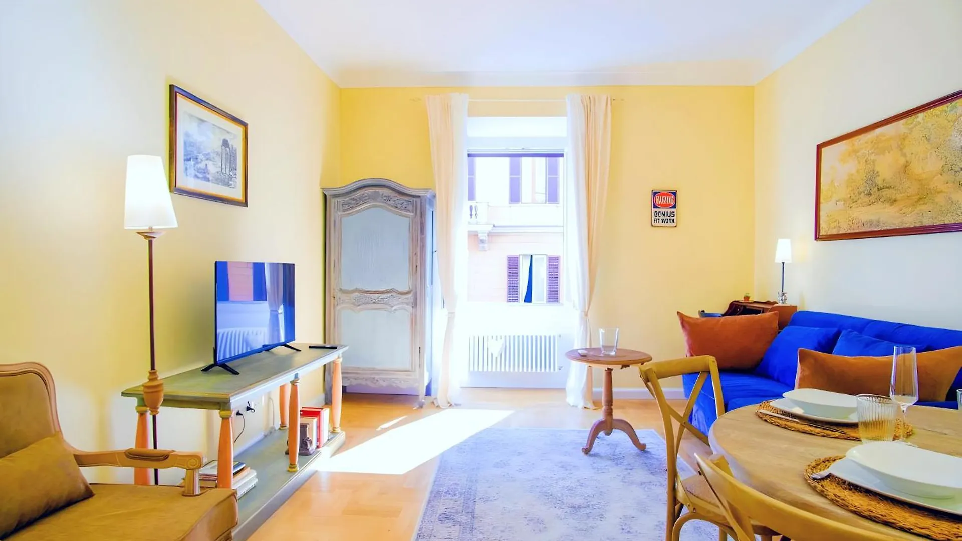 Elegantis Milos Suite Apartment - Your Chic Retreat In Central Roma